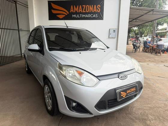 FORD FIESTA 1.0 ROCAM SE 8V FLEX 4P MANUAL FORD FIESTA 1.0 ROCAM SE 8V FLEX 4P MANUAL